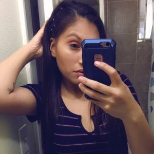 Meet your Posher, Julia